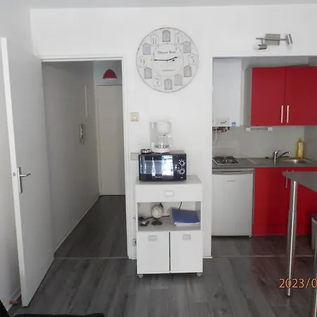 Centre 300m 50m Gare Sncf *